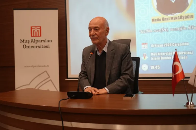 Muş’ta Eğitimin Kalbine Yolculuk: Metin Önal Mengüşoğlu’ndan Öğretmen ve Öğrencilere İlham Veren Mesajlar
