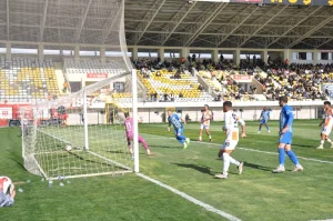 10 KİŞİYLE TARİHİ ZAFER: MUŞSPOR’DAN PLAY-OFF ÖNCESİ GÖVDE GÖSTERİSİ